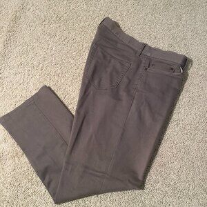 Banana Republic Traveler Pants 35x32